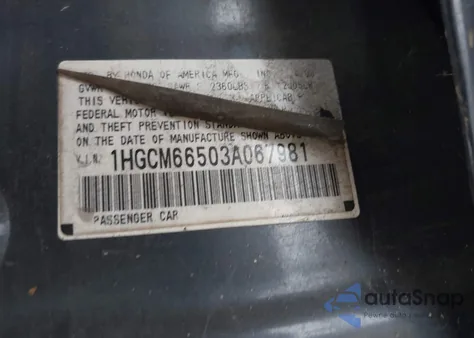 2003 Honda Accord 3.0 Ex z USA, uszkodzony, nr VIN 1HGCM66503A067981